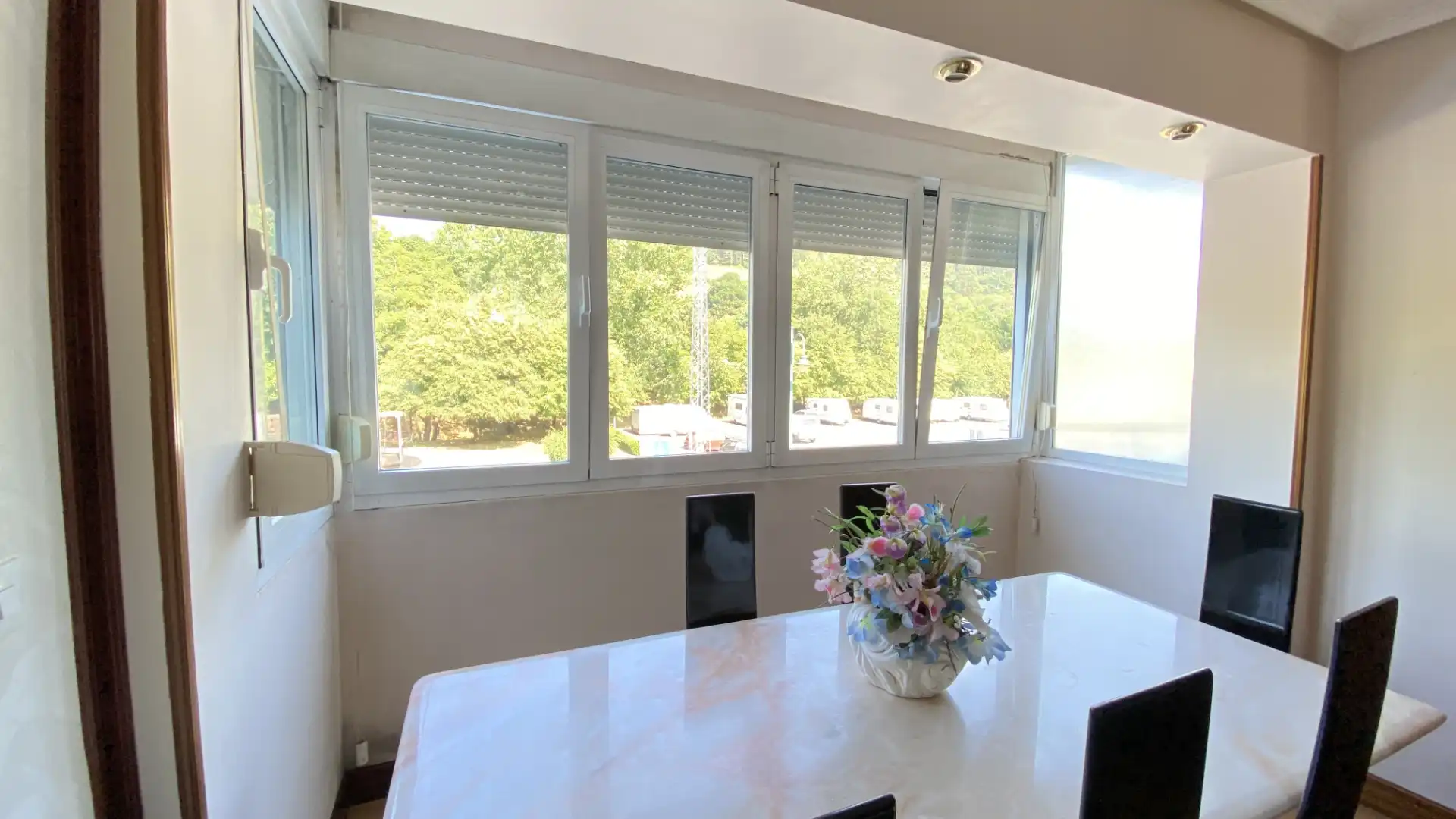 Comedor de Piso en venta en Gernika-Lumo con Calefacción, Terraza y Amueblado