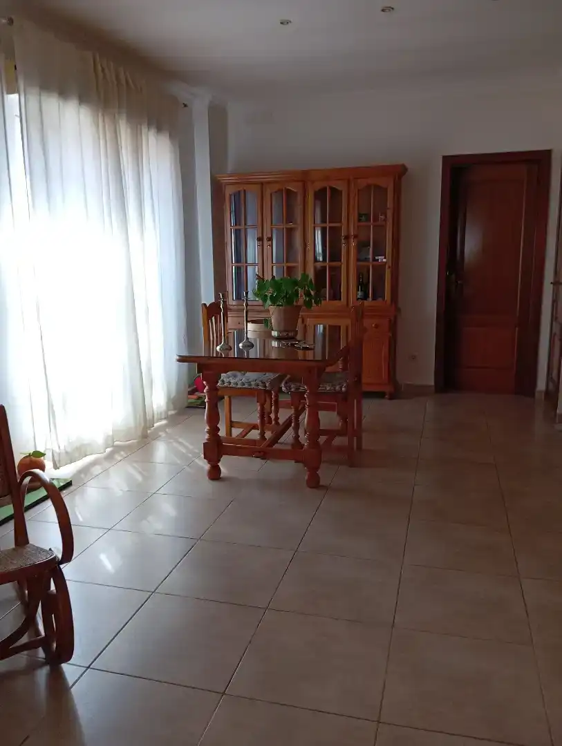 Menjador de Casa adosada en venda en Dos Hermanas amb Aire condicionat i Balcó