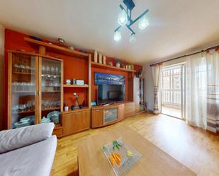 Flat for sale in Calle GERARDO DE DIEGO, Palomeras Sureste
