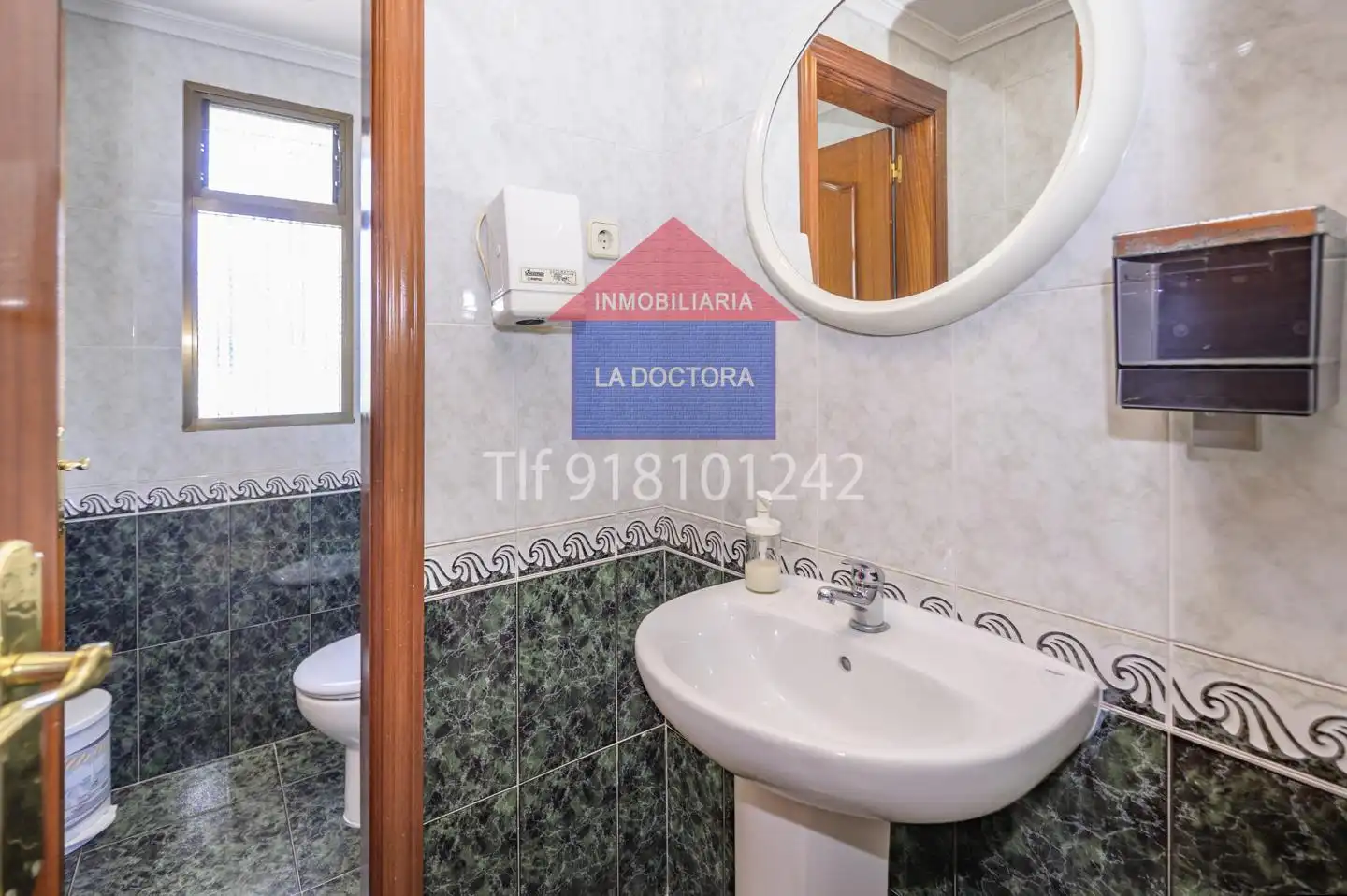 Baño de Casa o chalet en venta en Escalona con Calefacción, Terraza y Piscina