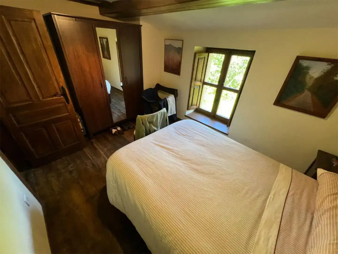 Dormitori de Finca rústica en venda en Ponga amb Aire condicionat, Parquet i Moblat