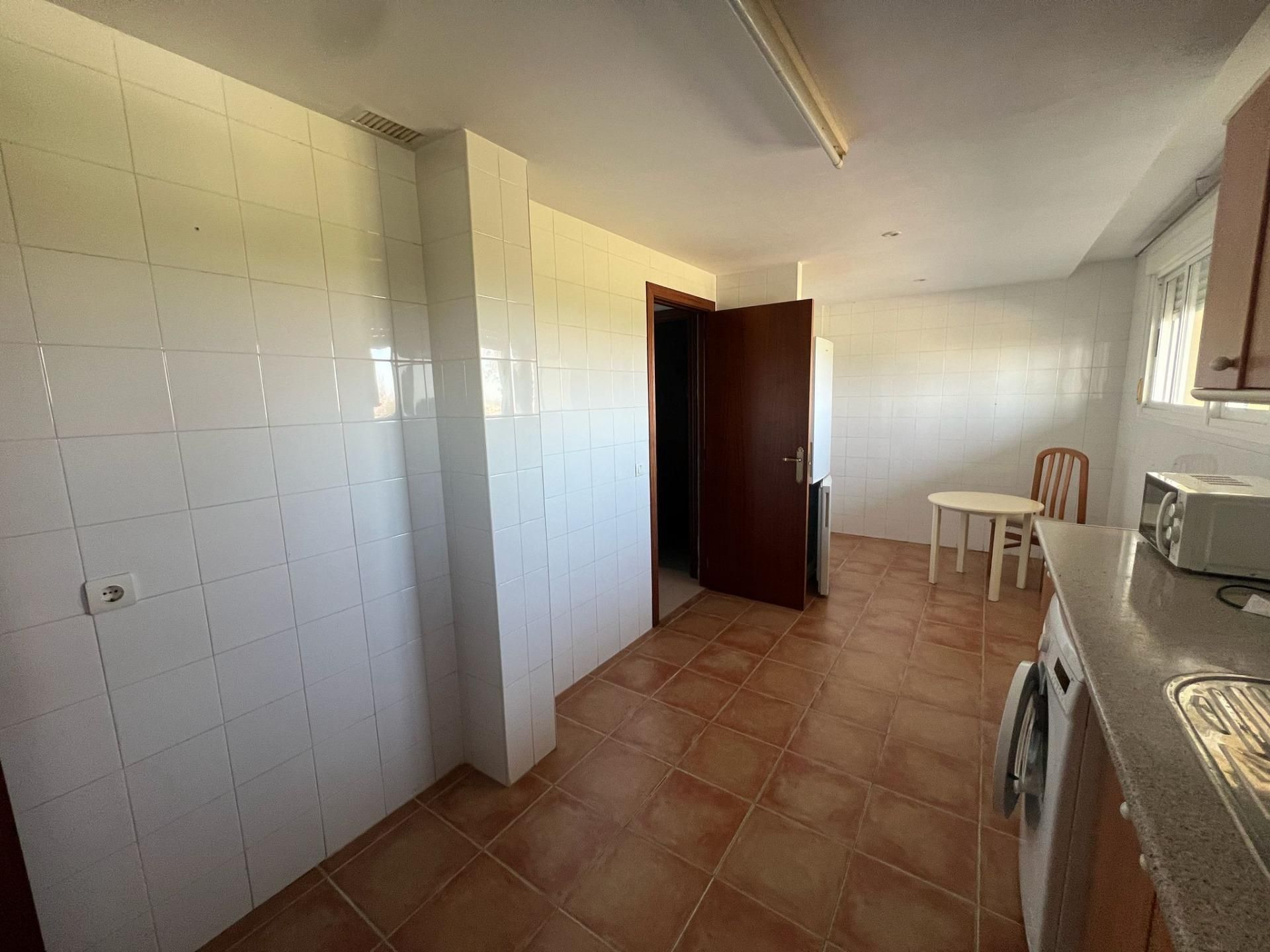 Küche von Einfamilien-Reihenhaus zum Verkauf in Cáceres Capital