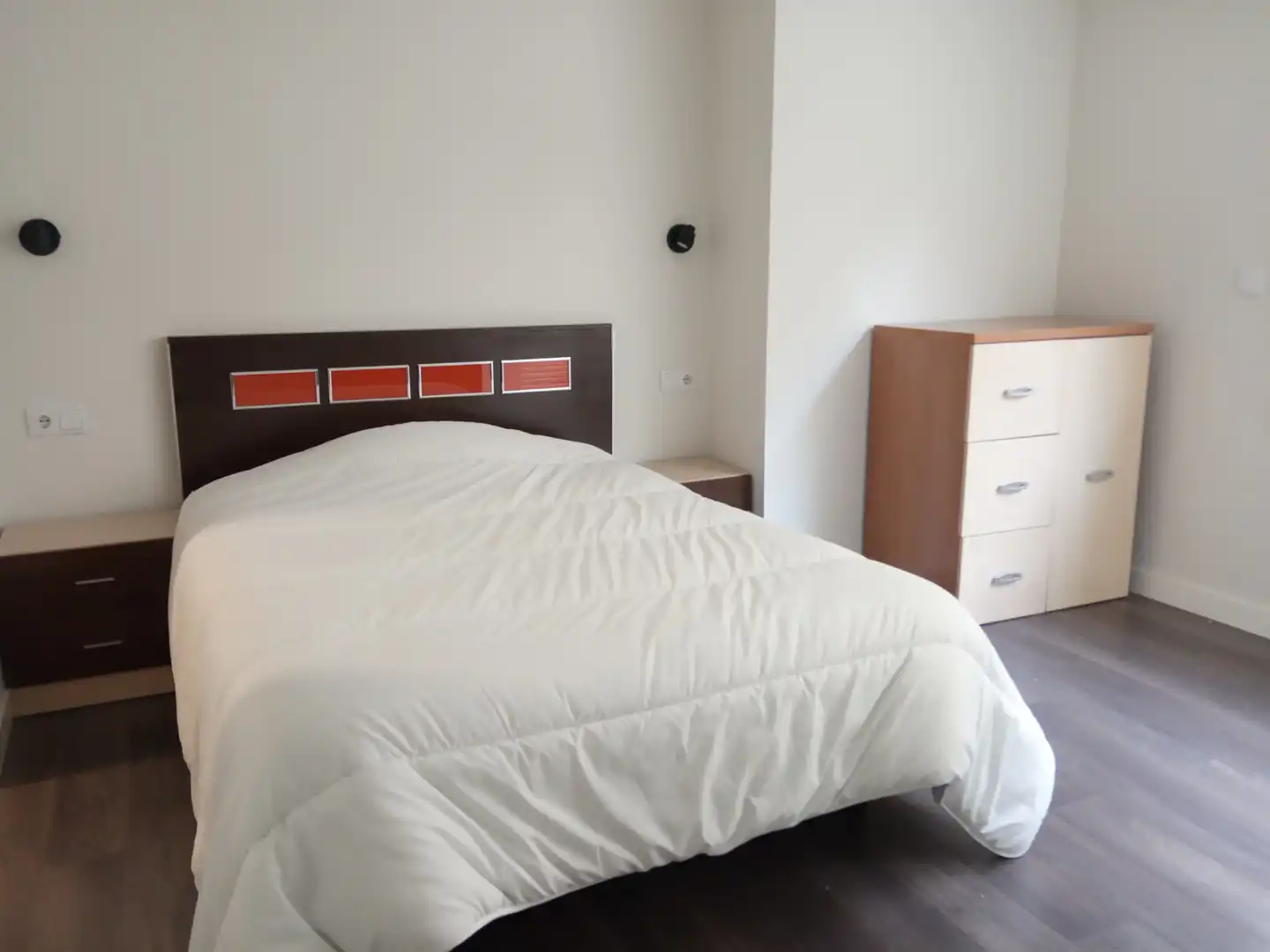 Bedroom of Flat for rent in Ourense Capital   with Heating, Terrace and Furnished