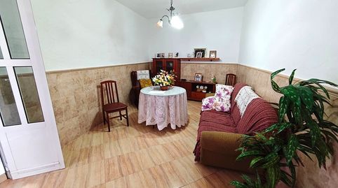 Casa de Pueblo de 293m Construidos Amplio Patio Trasero con Potencial y Vivienda con Grandes Dimensiones, imatge 2