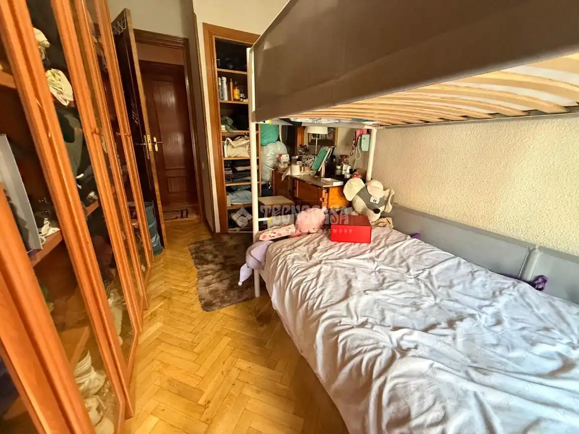 Schlafzimmer von Wohnung zum Verkauf in Madrid mit Klimaanlage, Heizung und Parkett