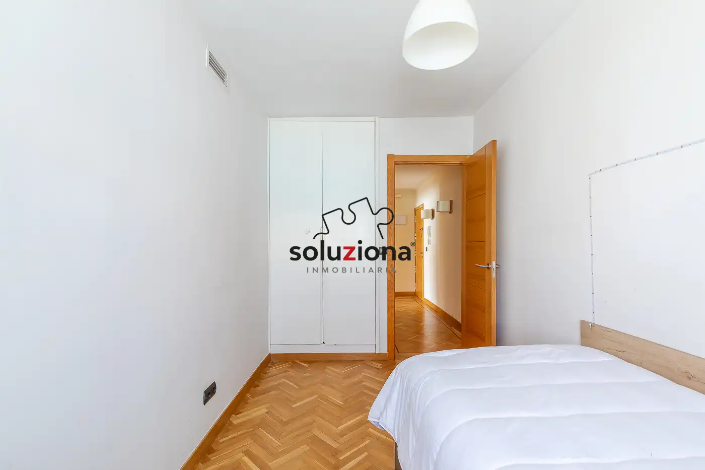 Bedroom of Flat for sale in San Isidro