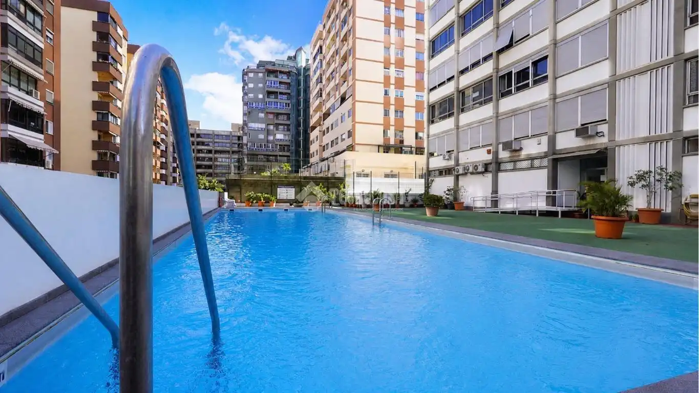 Piscina de Pis en venda en Santa Cruz de Tenerife