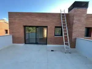 Casa con jardín en venta en Carrer Cadí, imagen 12
