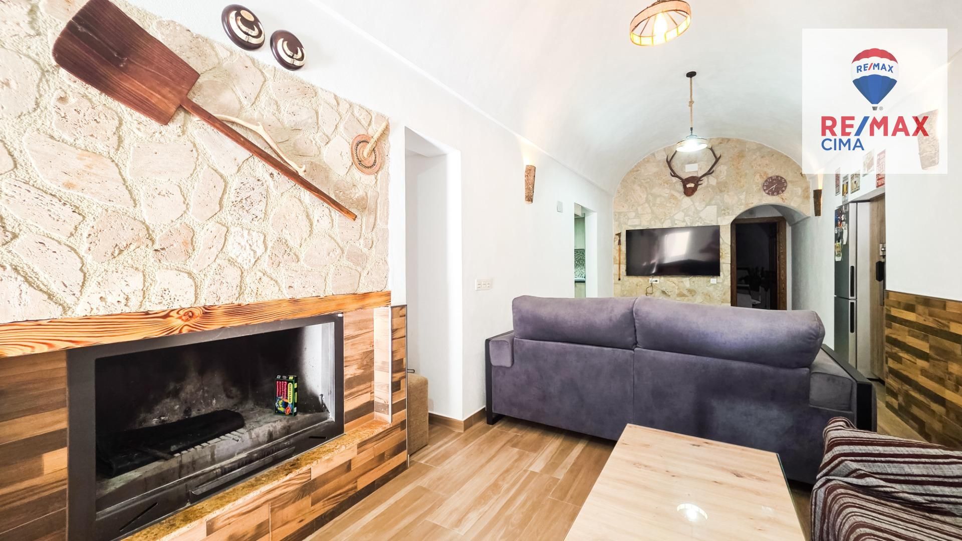 Living room of Country house for sale in Cúllar  with Parquet flooring