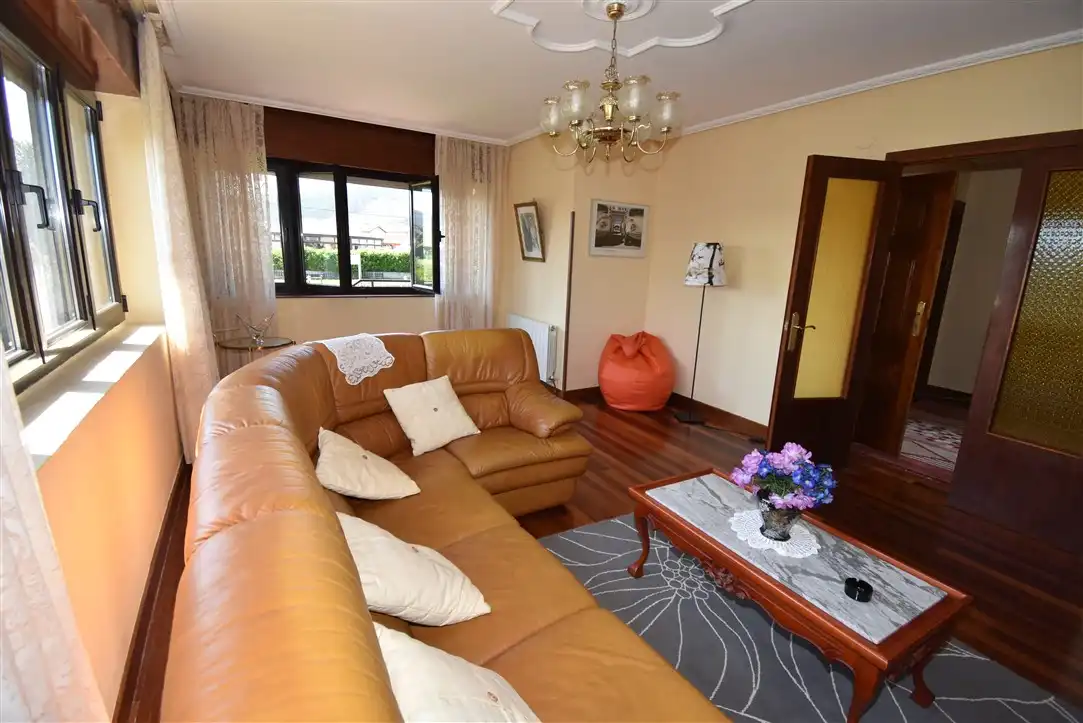 Living room of Houses for sale in Argoños   with Heating, Private garden and Terrace