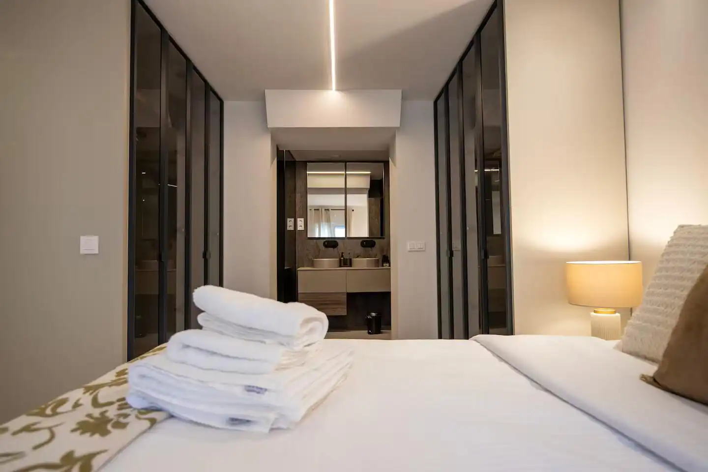 Bedroom of Apartments for rent in Cerdanyola del Vallès  with Air Conditioner and Furnished