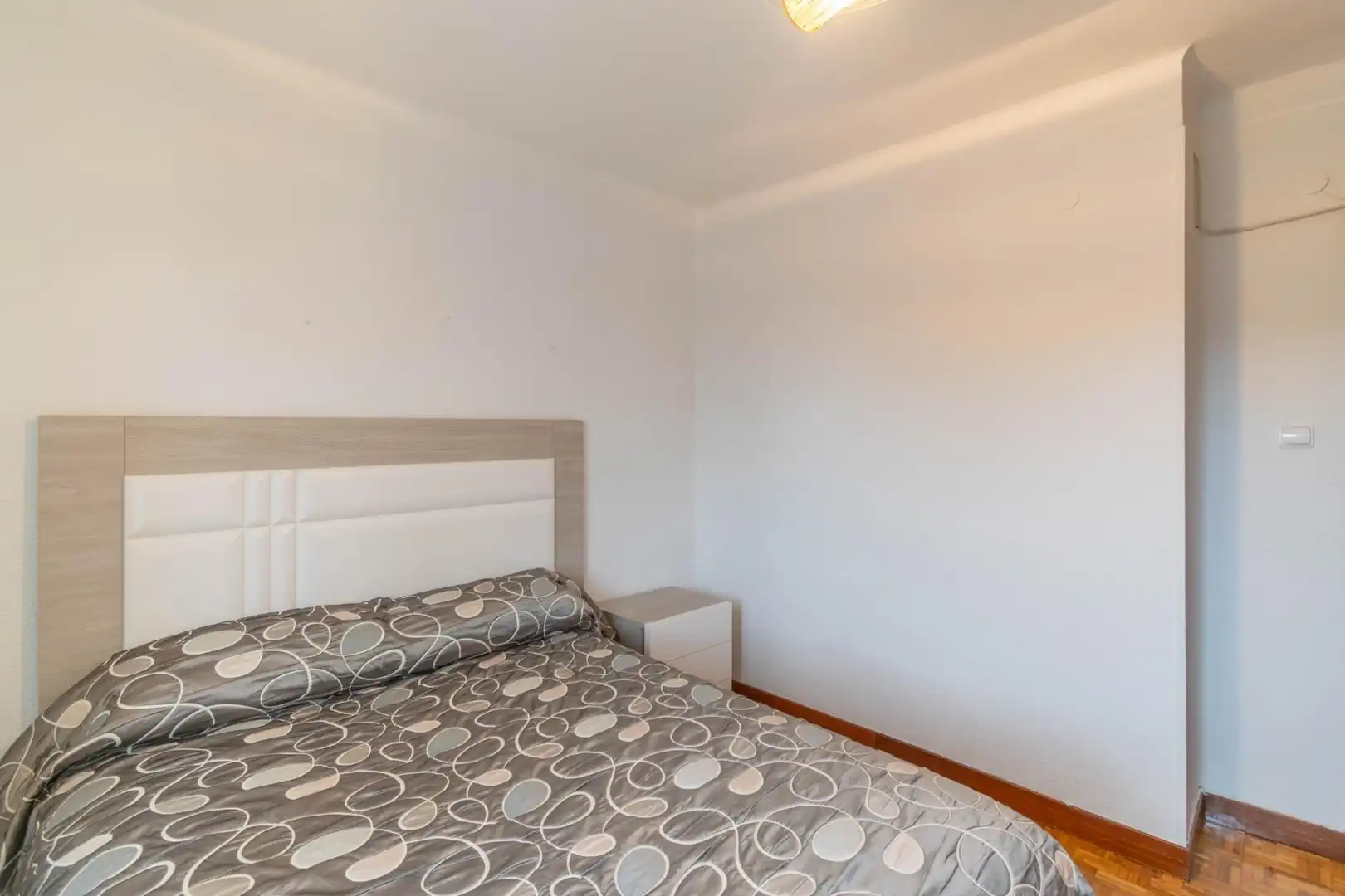 Bedroom of Flat for sale in  Pamplona / Iruña  with Heating, Storage room and Balcony