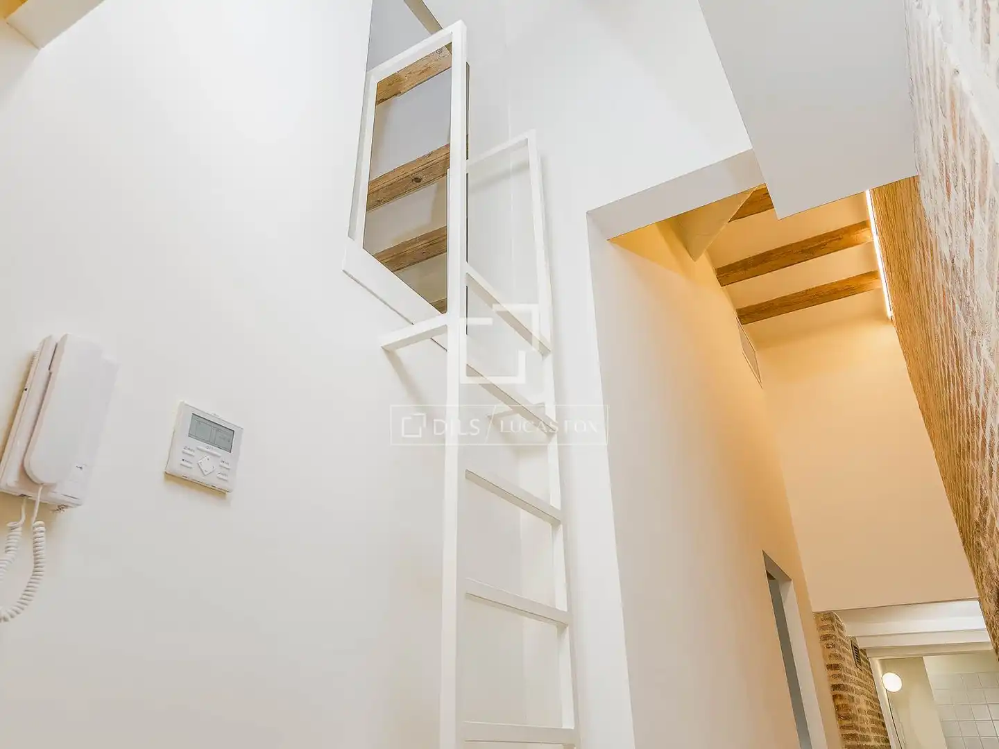 Piso en venta en Barcelona con Aire acondicionado, Calefacción y Terraza