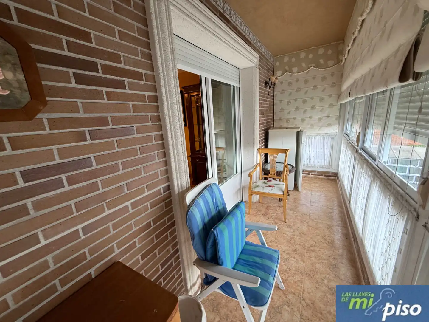 Terrassa de Casa o xalet en venda en Santovenia de Pisuerga amb Calefacció, Jardí privat i Parquet