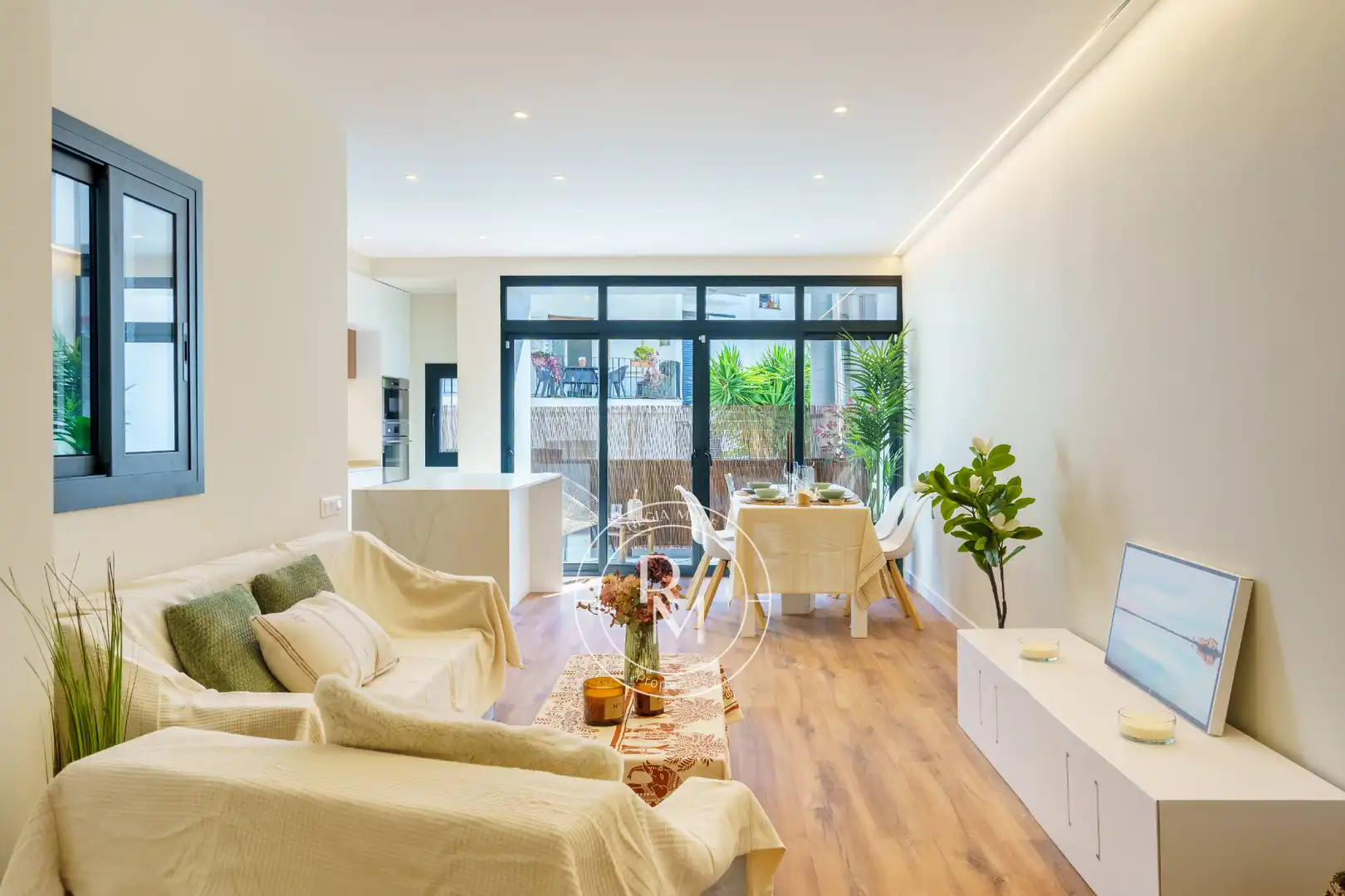 Sala de estar de Piso en venta en Sitges con Aire acondicionado, Calefacción y Parquet