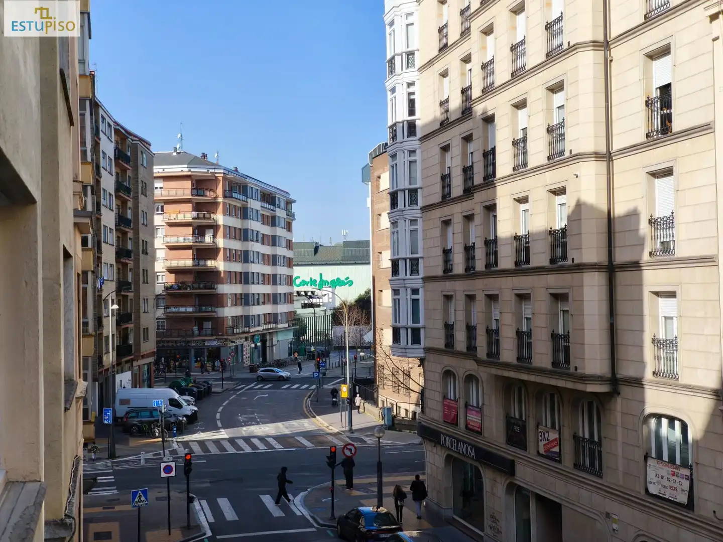 Vista exterior de Piso en venta en Vitoria - Gasteiz con Calefacción, Terraza y Trastero