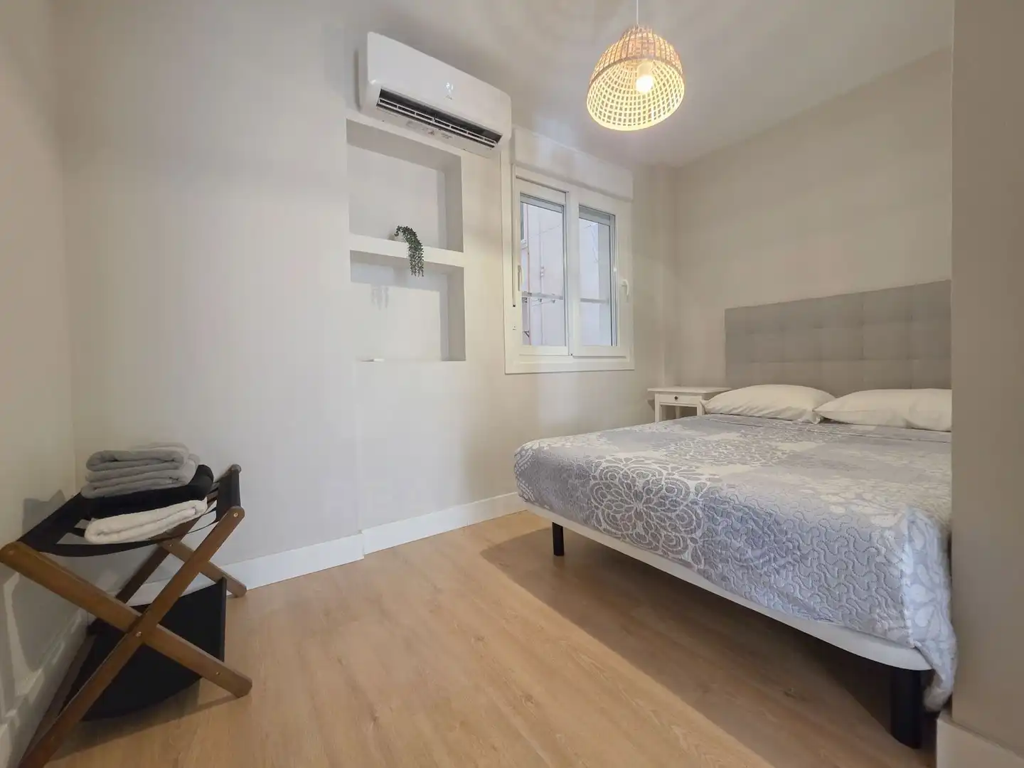 Habitación de Piso en venta en Málaga con Aire acondicionado y Terraza
