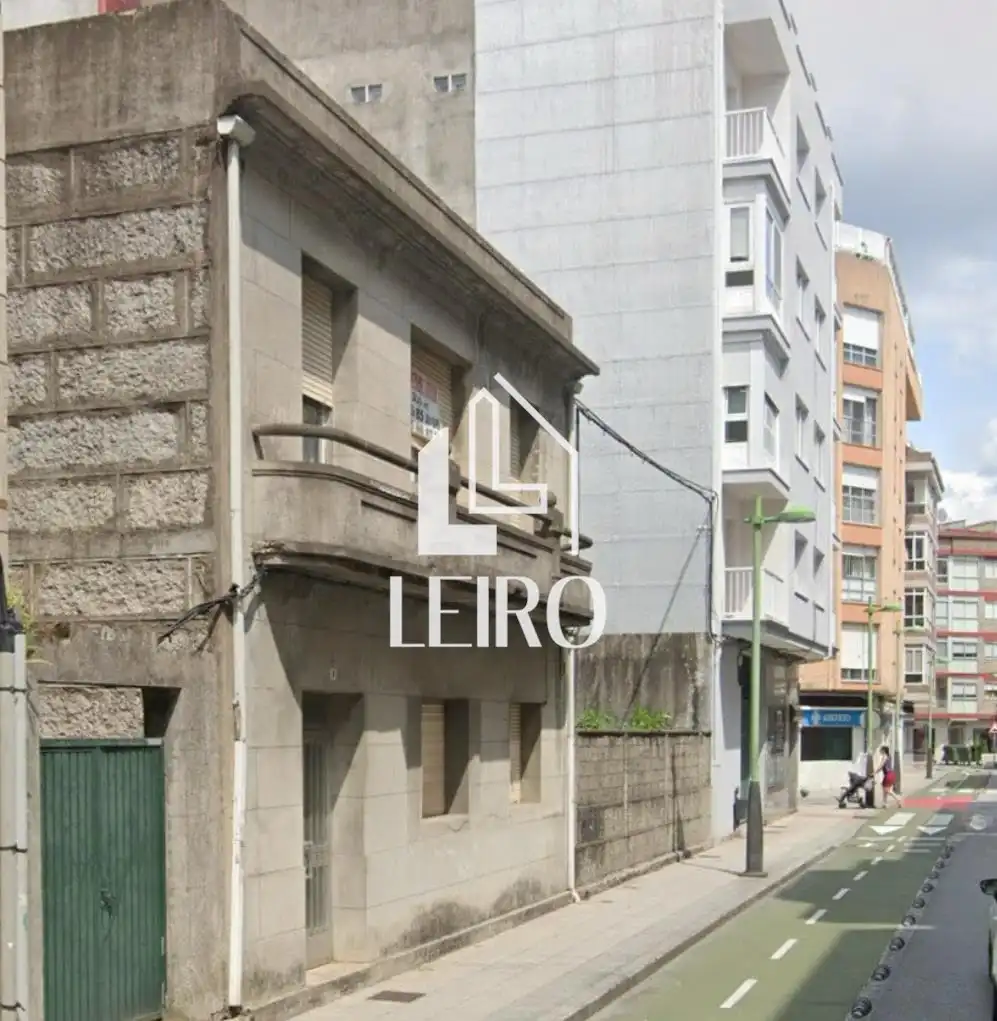 Wohnbaugrundstück zum Verkauf in Rúa Fariña Ferreño 11, imagen 2