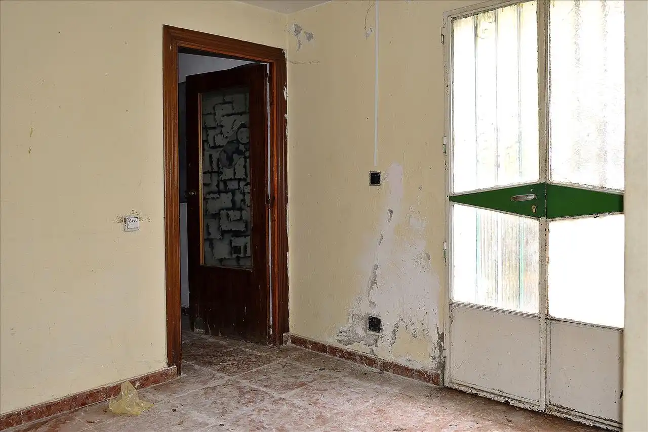 Detached homes for sale in Algeciras