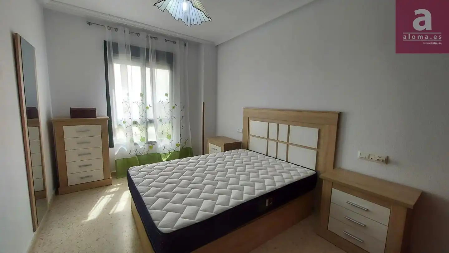 Bedroom of Flat for rent in Cáceres  with Heating, Terrace and Furnished