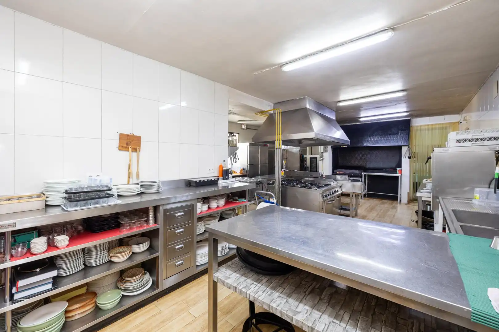 Cocina de Local en venta en Huélago