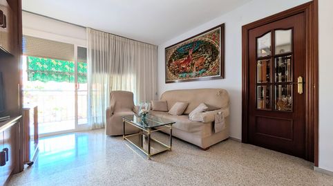 Foto 3 de Piso en venta en Carrer de Nàpols, Llefià, Badalona
