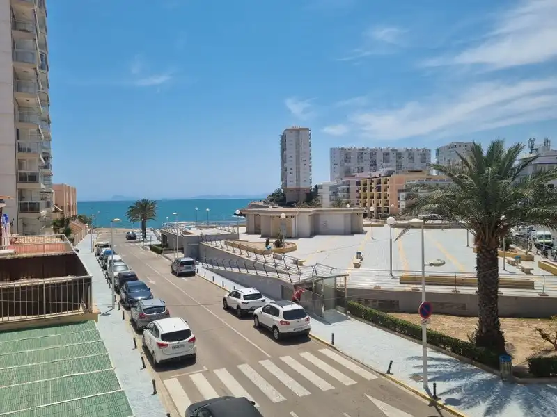 Vista exterior de Apartamento en venta en Cullera con Aire acondicionado, Calefacción y Parquet