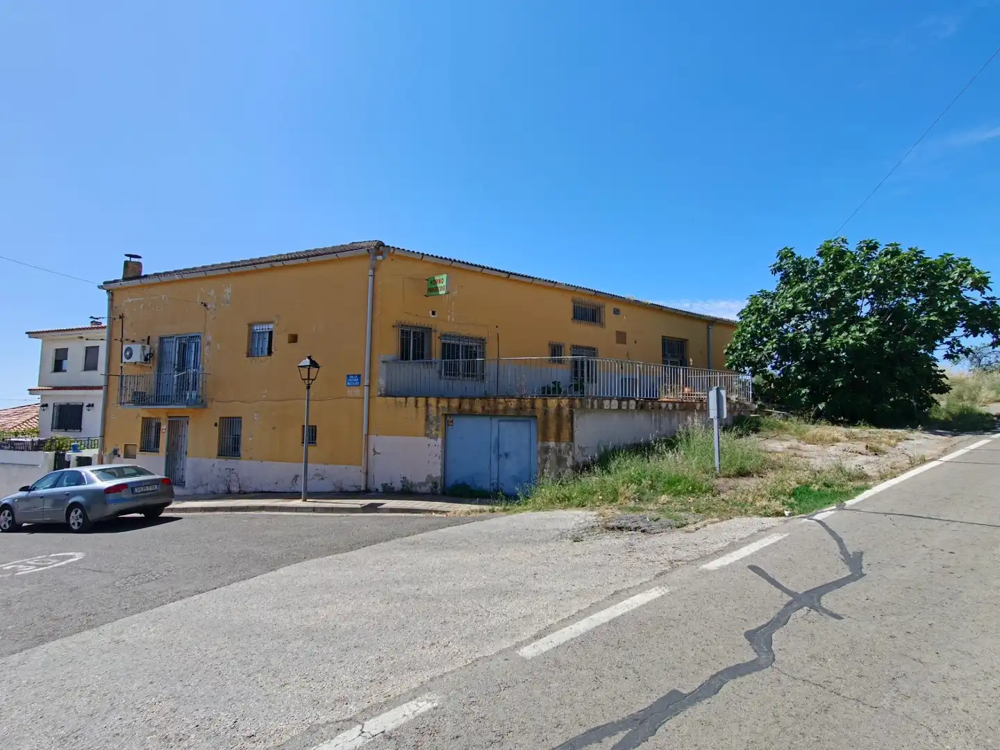 Casa con terraza en venta en DIPUTACION 73