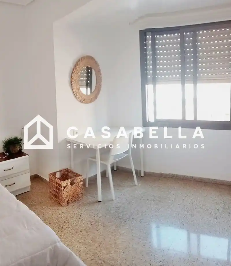 Bedroom of Flat for share in Sagunto / Sagunt  with Furnished