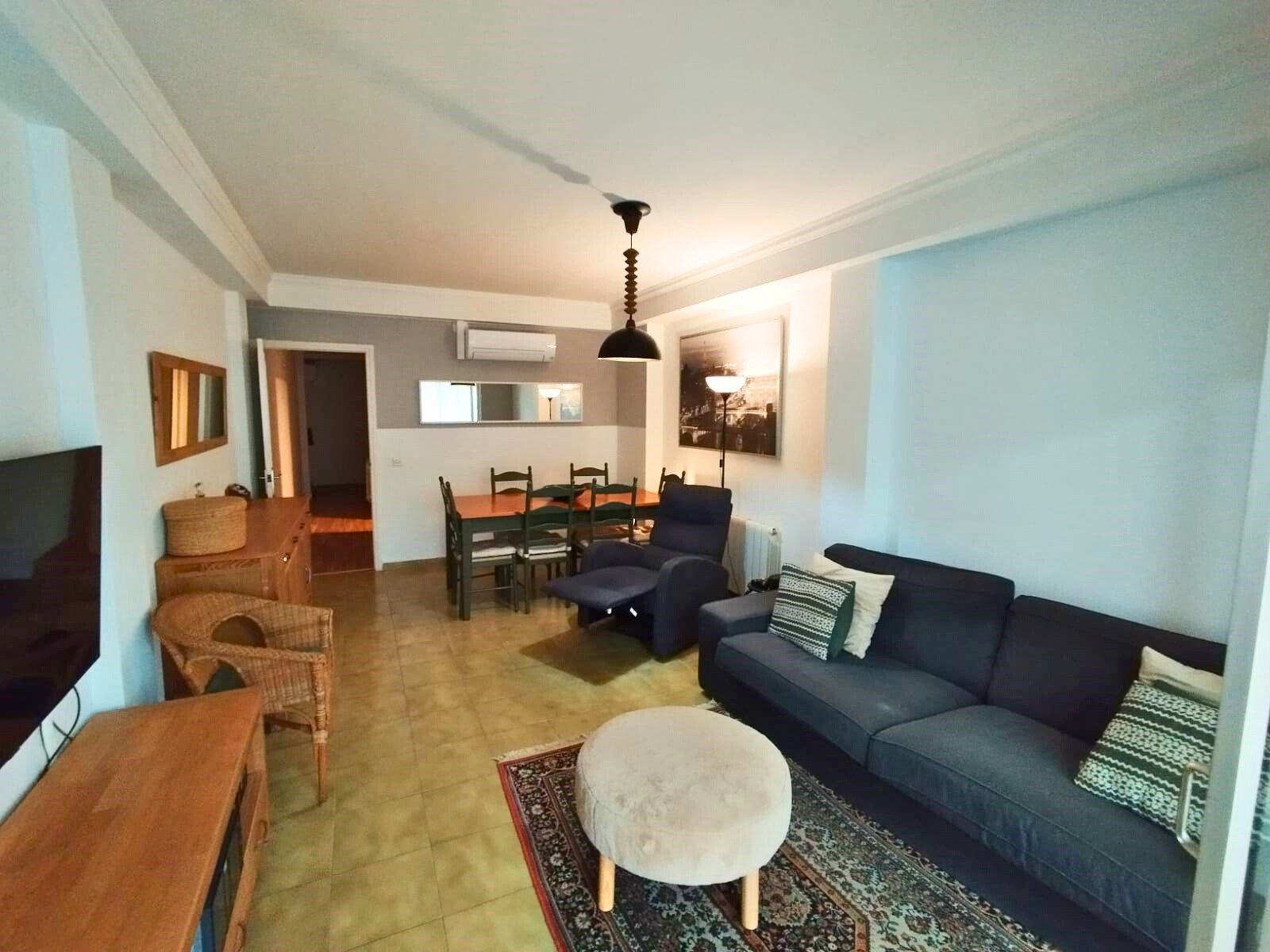 Sala d'estar de Pis en venda en Palamós amb Calefacció