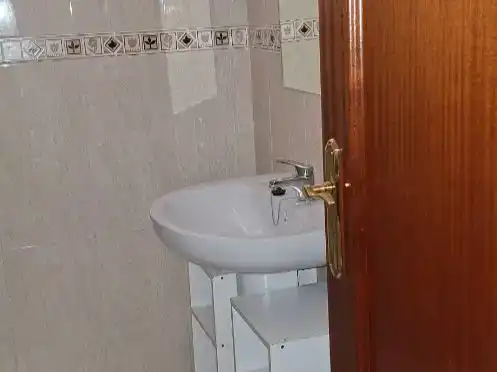 Bany de Pis en venda en Güéjar Sierra amb Balcó