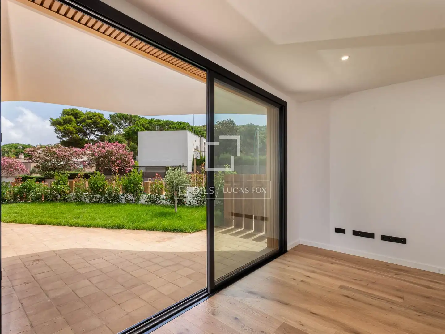 Terraza de Piso en venta en Palamós con Aire acondicionado, Calefacción y Jardín privado