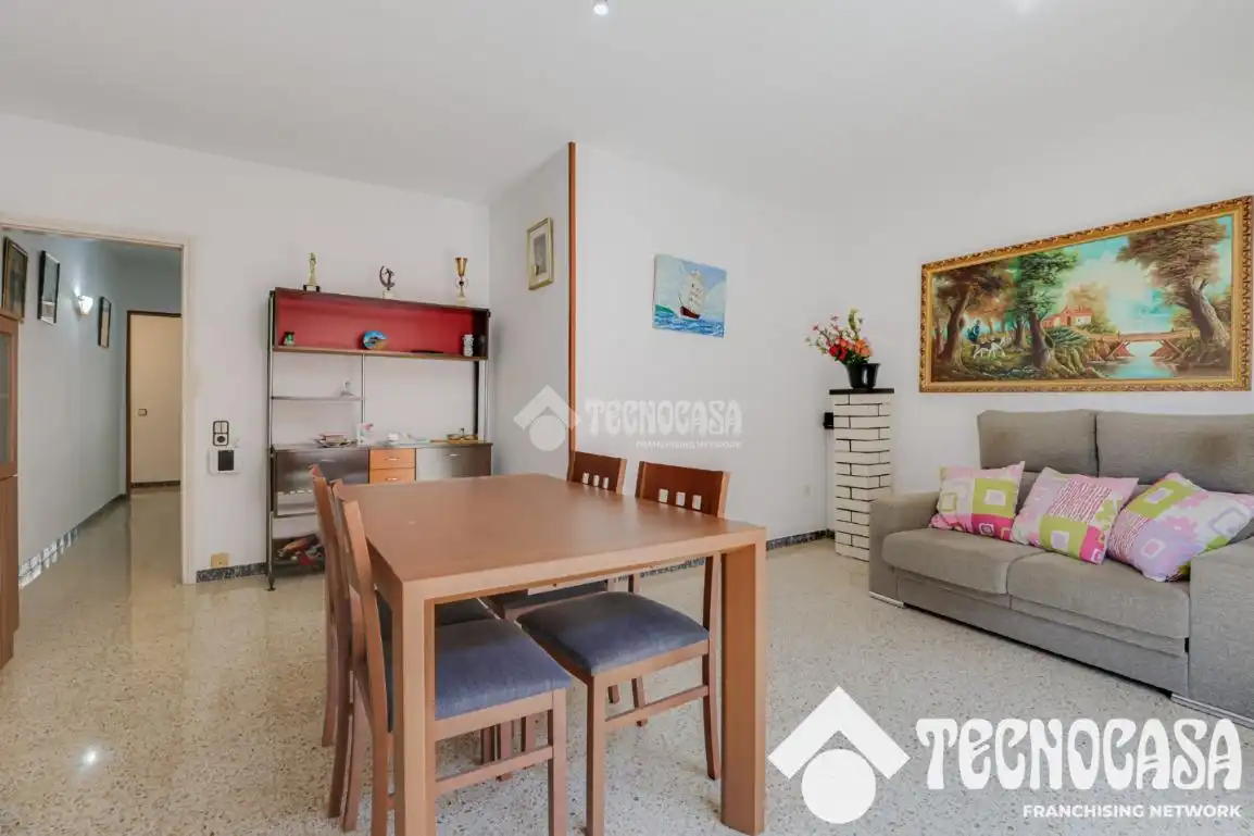 Sala d'estar de Pis en venda en Viladecans amb Balcó