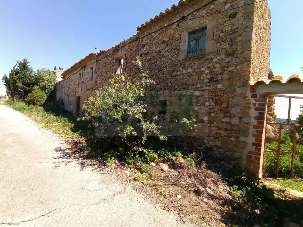 Casa rústica amb jardí en venda a Pontós, imagen 17
