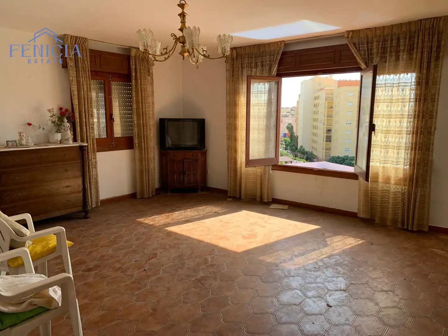 Sala de estar de Dúplex en venta en Almuñécar con Jardín privado, Terraza y Trastero