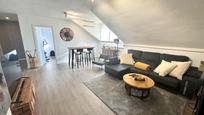 Living room of Attic for sale in Las Rozas de Madrid  with Air Conditioner, Heating and Oven