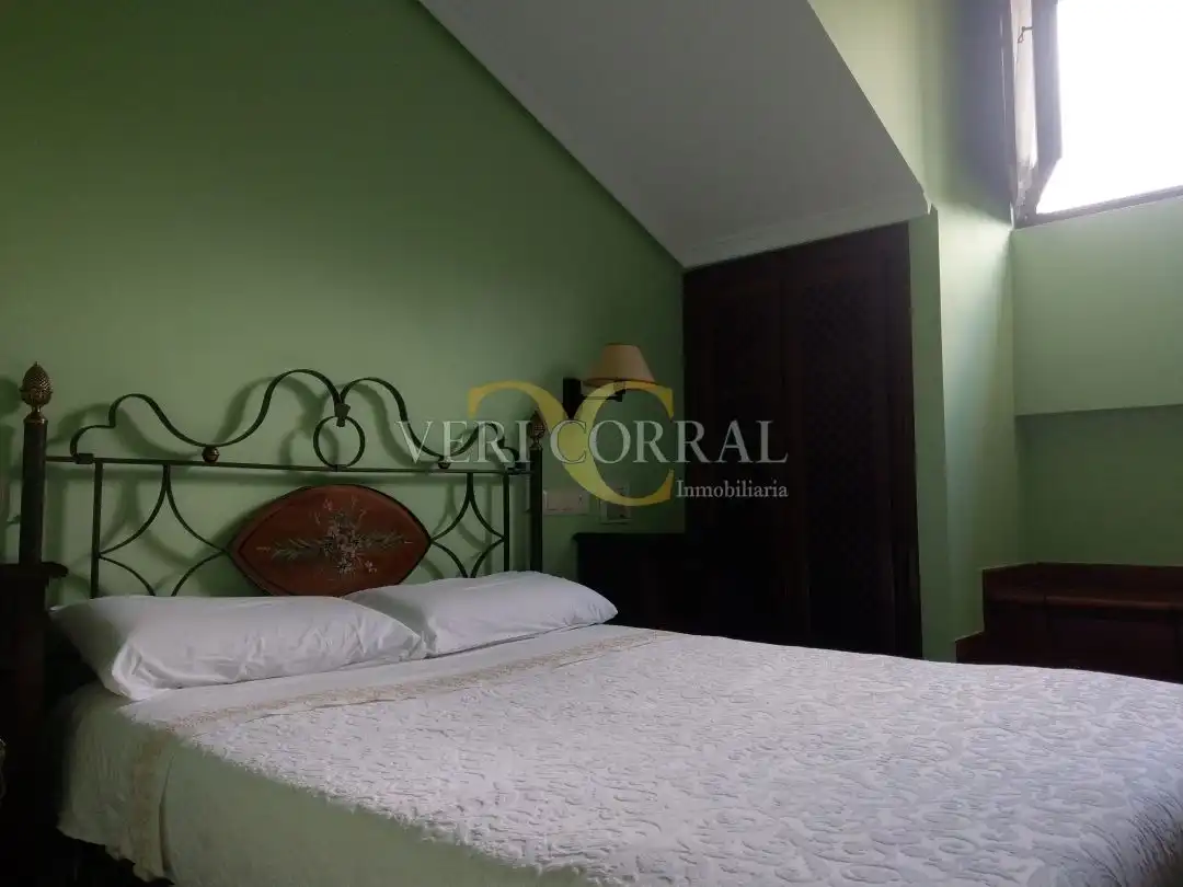 Habitación de Edificio en venta en Llanes