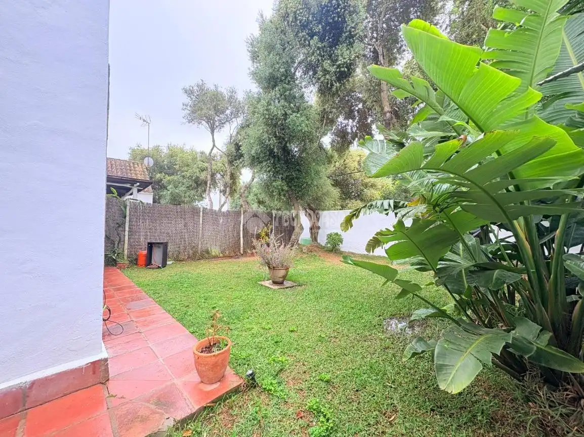Jardí de Residencial en venda en Barbate
