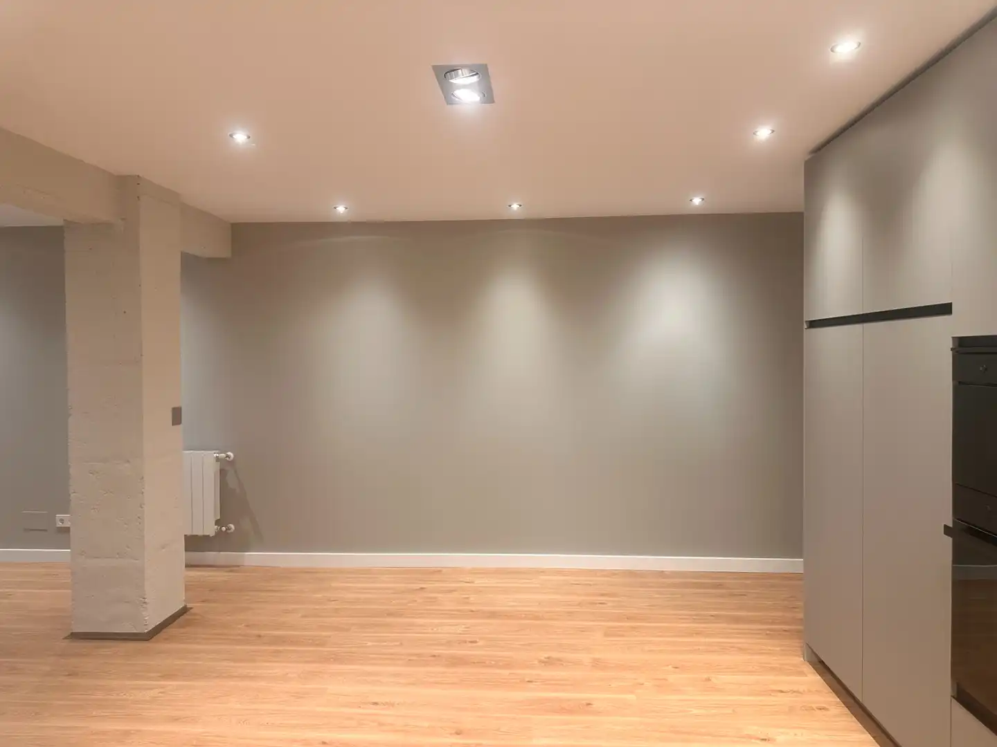 Piso con terraza en venta en Calle Nicolás Salmerón 7, imagen 13