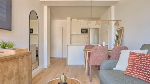 Foto 3 de Pis de lloguer a Calle de la Infanta Mercedes, Castillejos - Cuzco, Madrid