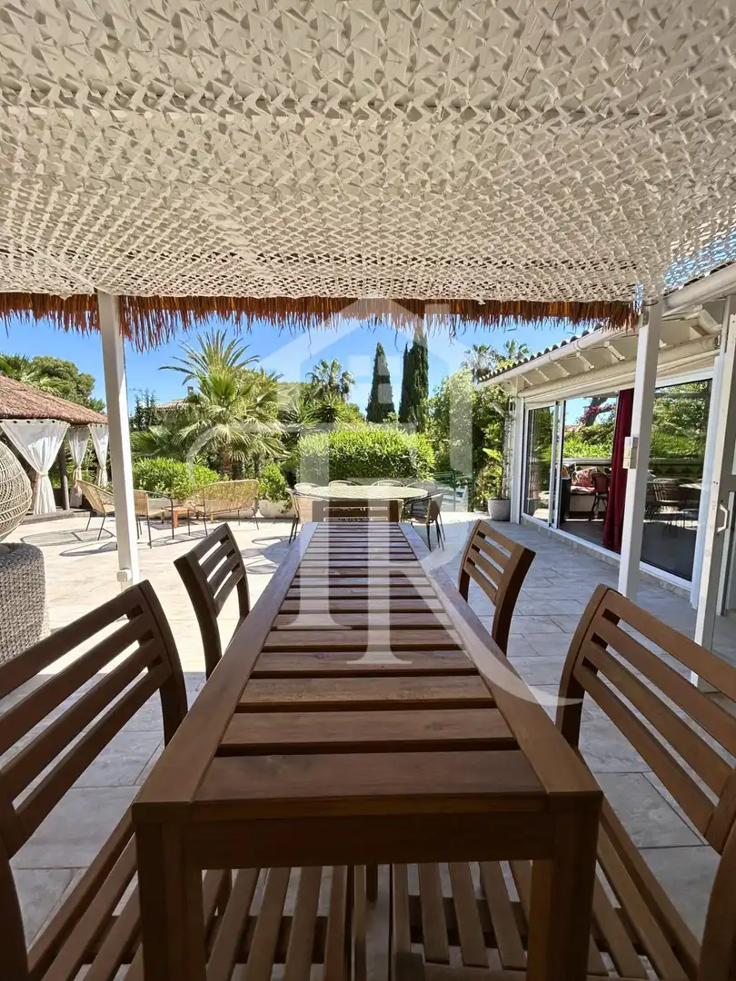 Terraza de Casa o chalet en venta en Roda de Berà con Aire acondicionado, Calefacción y Jardín privado