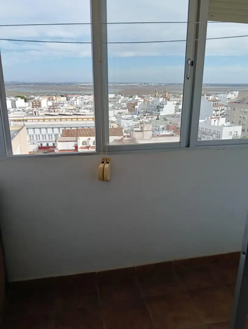 Flat for sale in El Cristo - Cayetano Roldán
