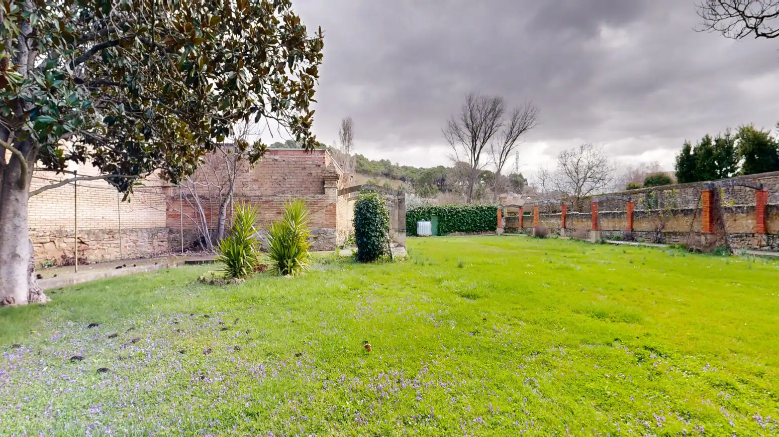 Houses for sale in Tafalla  with Heating, Private garden and Parquet flooring