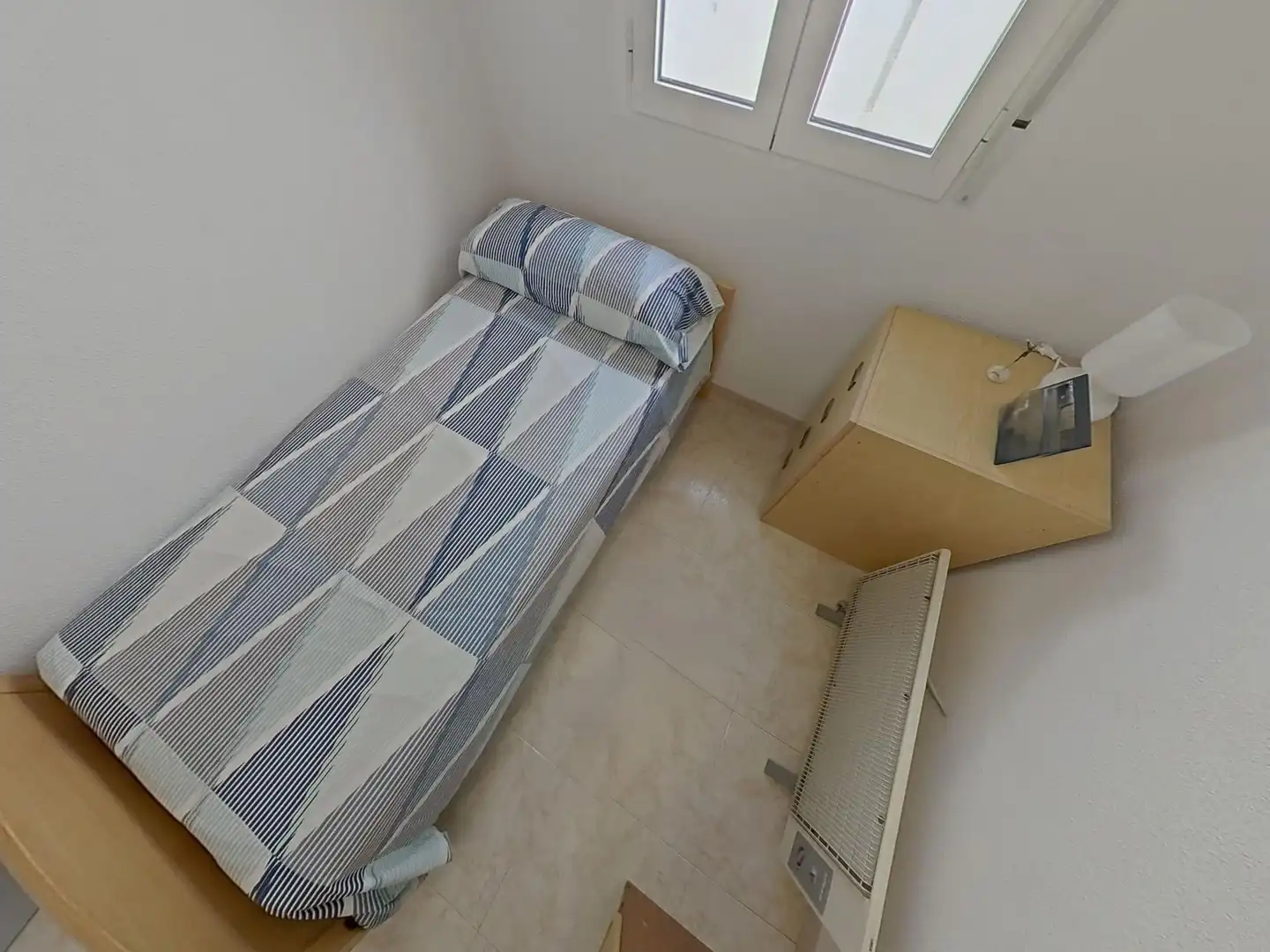 Habitación de Apartamento en venta en Santa Pola con Aire acondicionado, Terraza y Amueblado