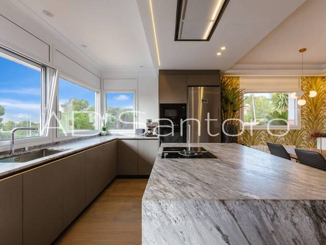 Casa-chalet en Venta en Mas d'En Serra - Els Cards