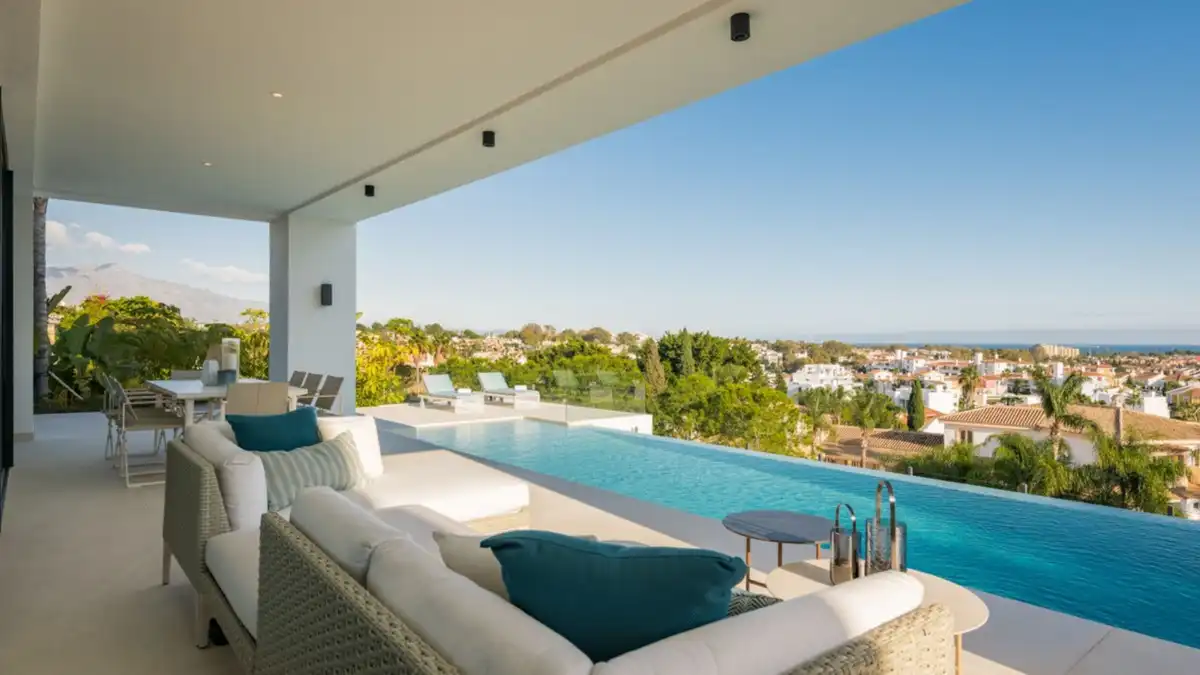 Casa amb piscina en venda a Estepona Pueblo, imagen 5