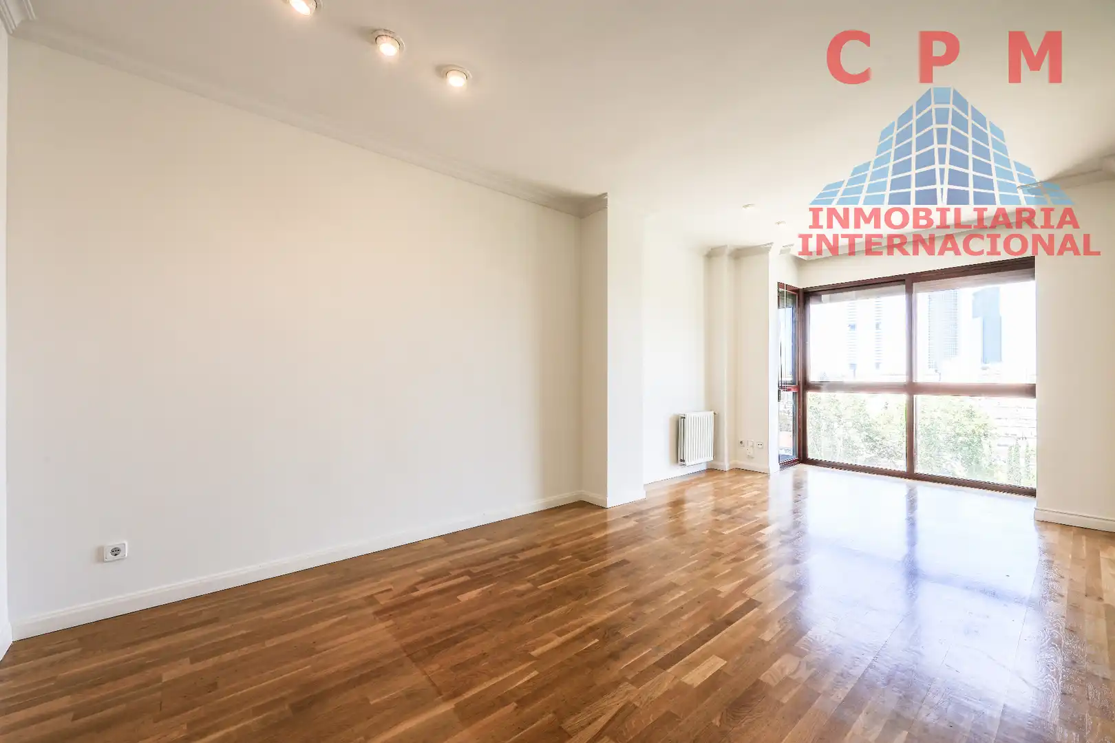 Sala d'estar de Pis de lloguer en Madrid amb Aire condicionat, Calefacció i Terrassa