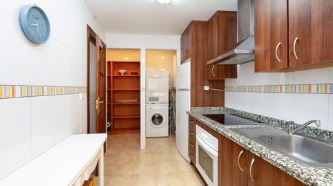 Foto 5 de Apartamento en venta en Calle Maestro Gregorio Salas, 8, Villa de Otura, Granada