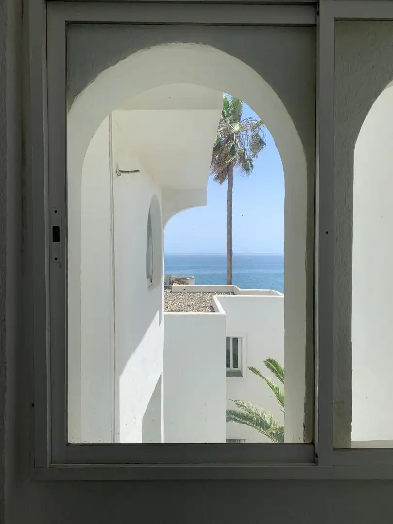 Dormitori de Apartament en venda en Mijas amb Aire condicionat, Terrassa i Moblat