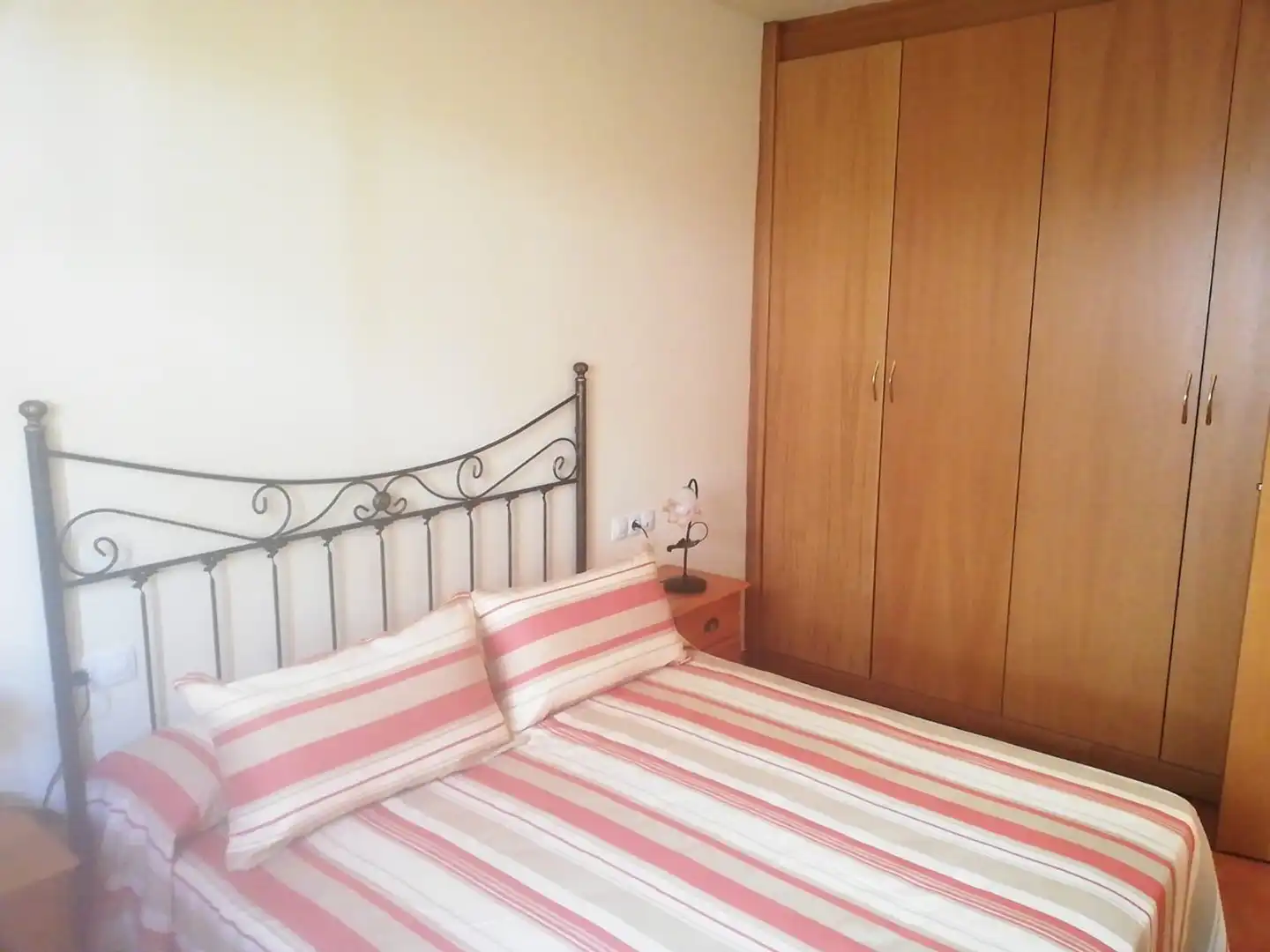 Schlafzimmer von Wohnungen zur Miete in Oropesa del Mar / Orpesa mit Klimaanlage, Terrasse und Möbliert